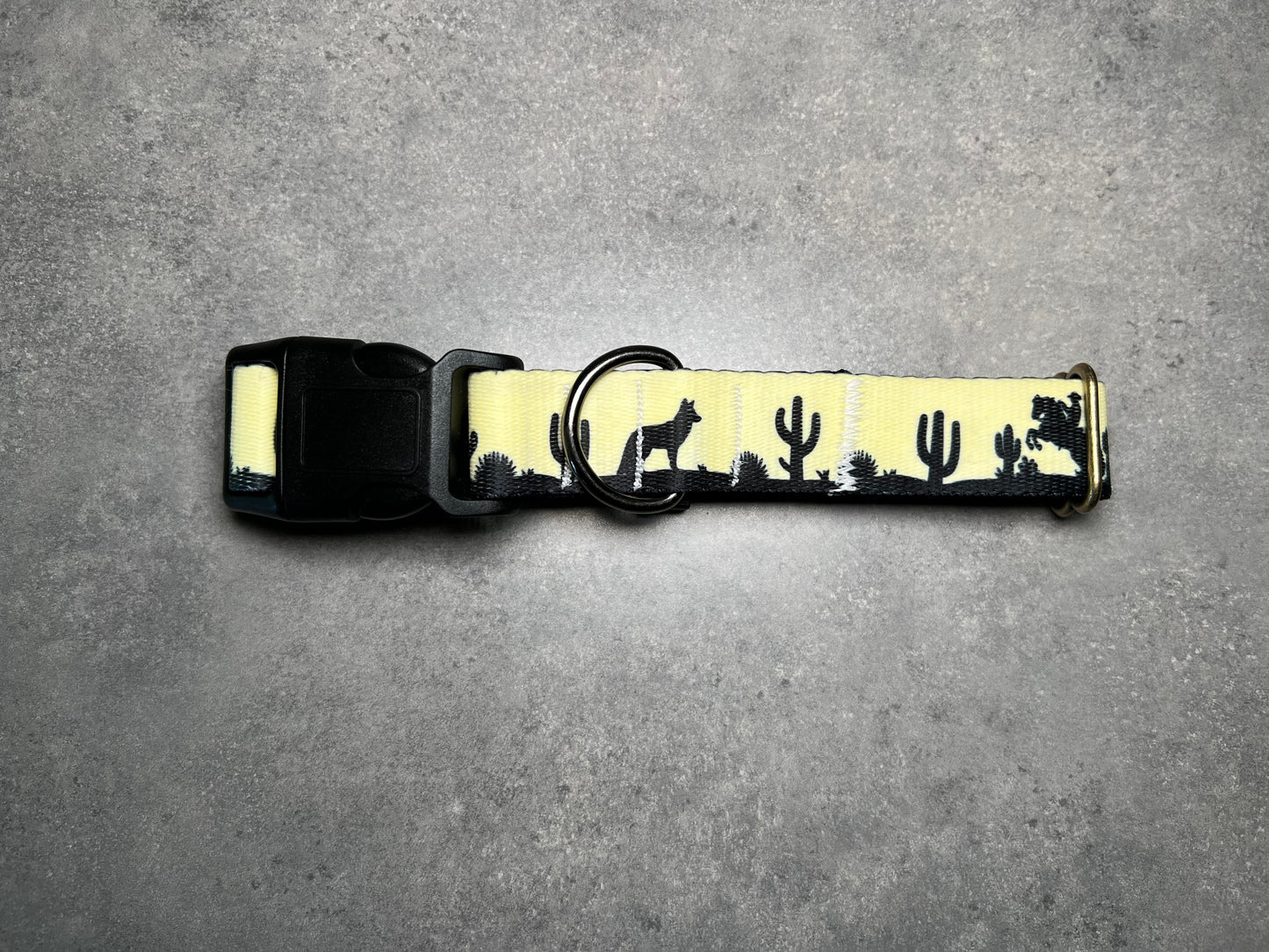 UV COLOR CHANGING Yellow to Blue Desert Dog Collar | Hand Painted Dog Collar
