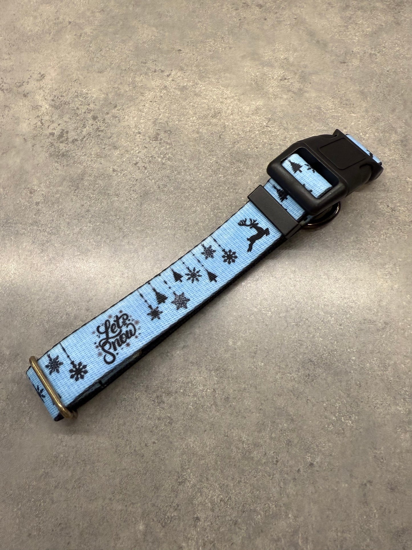 Let it Snow | Christmas Collection| Color Change Hand Painted Dog Collar