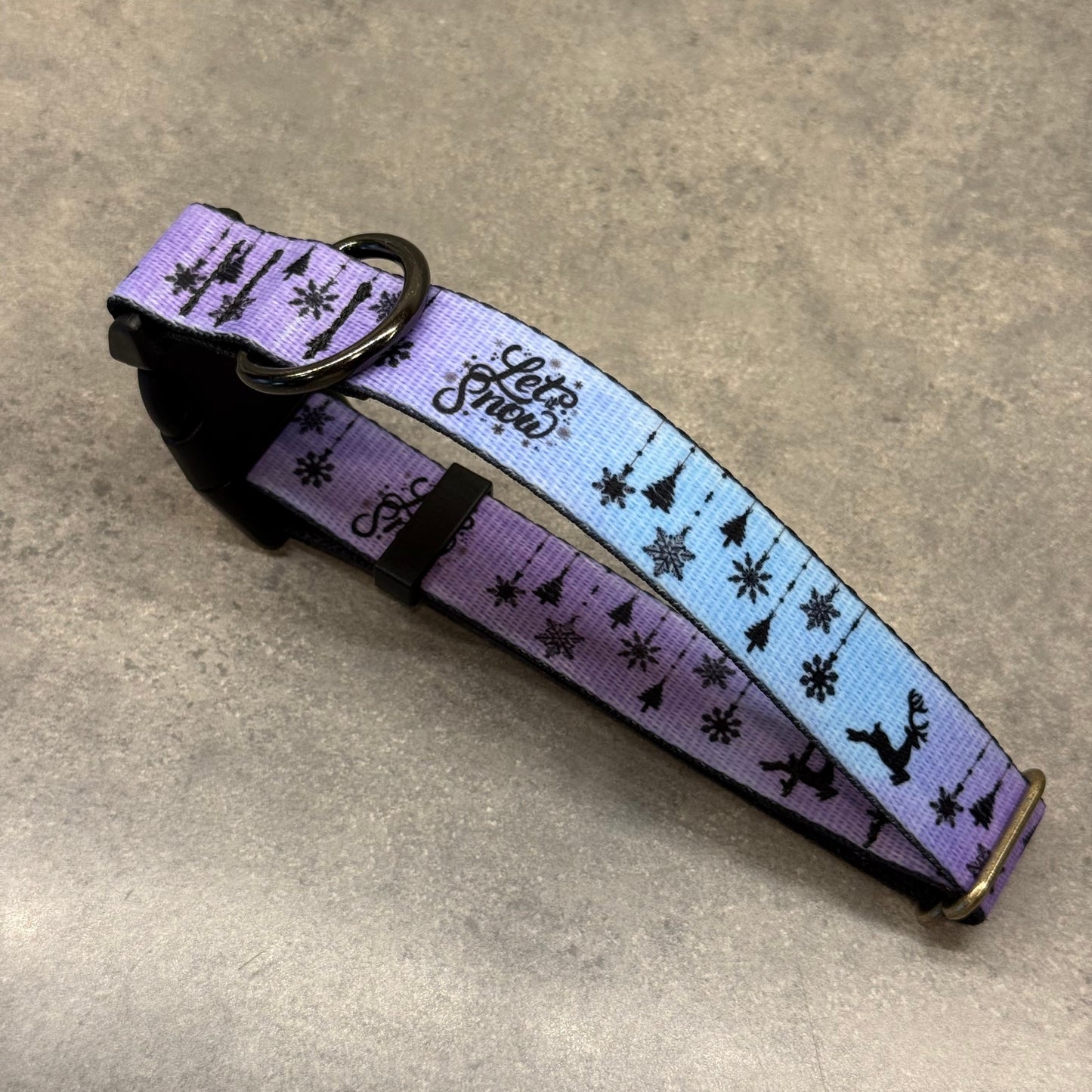 Let it Snow | Christmas Collection| Color Change Hand Painted Dog Collar