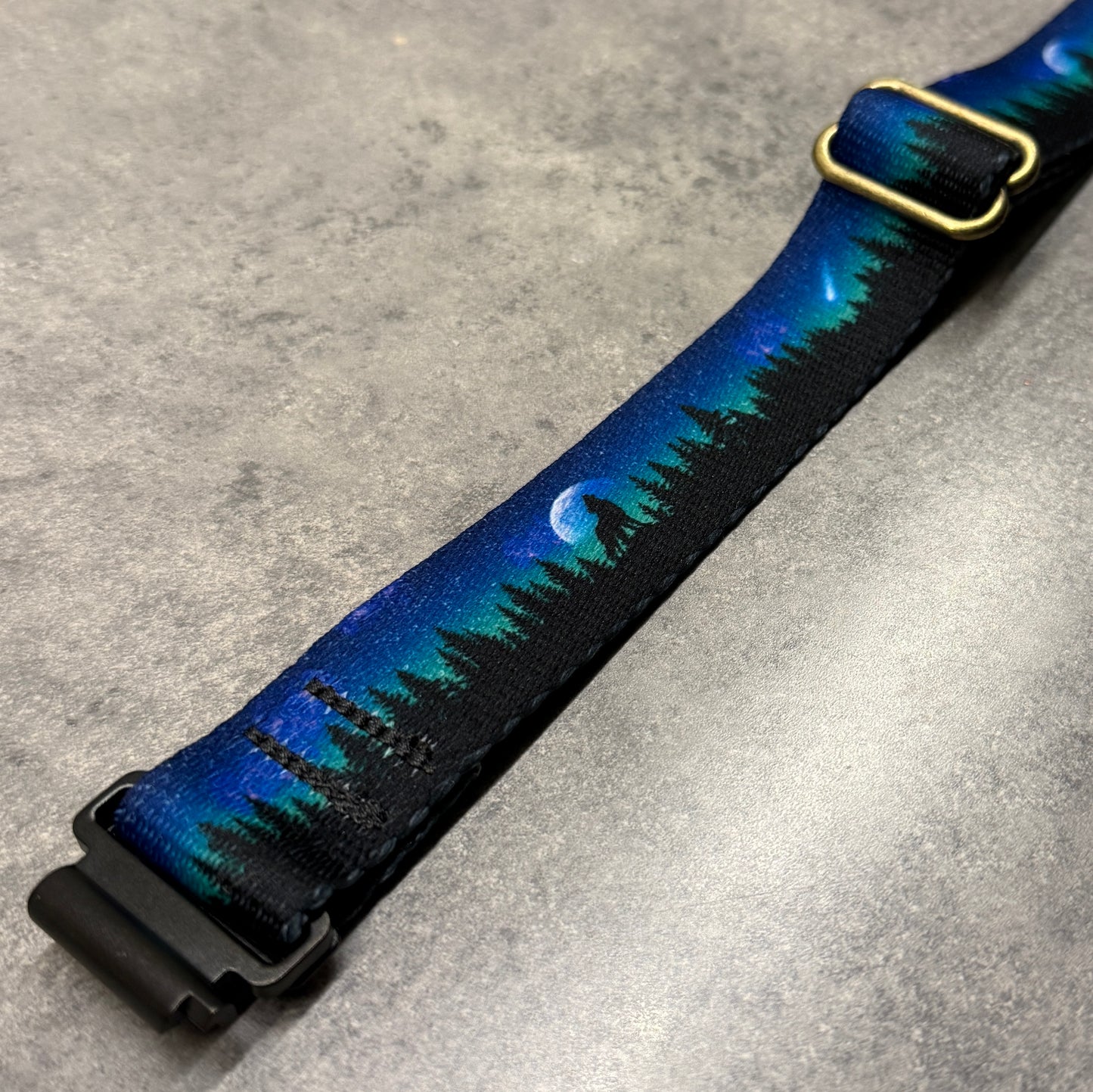 Midnight Wolf | FI Series 3/3+ Compatible Collar
